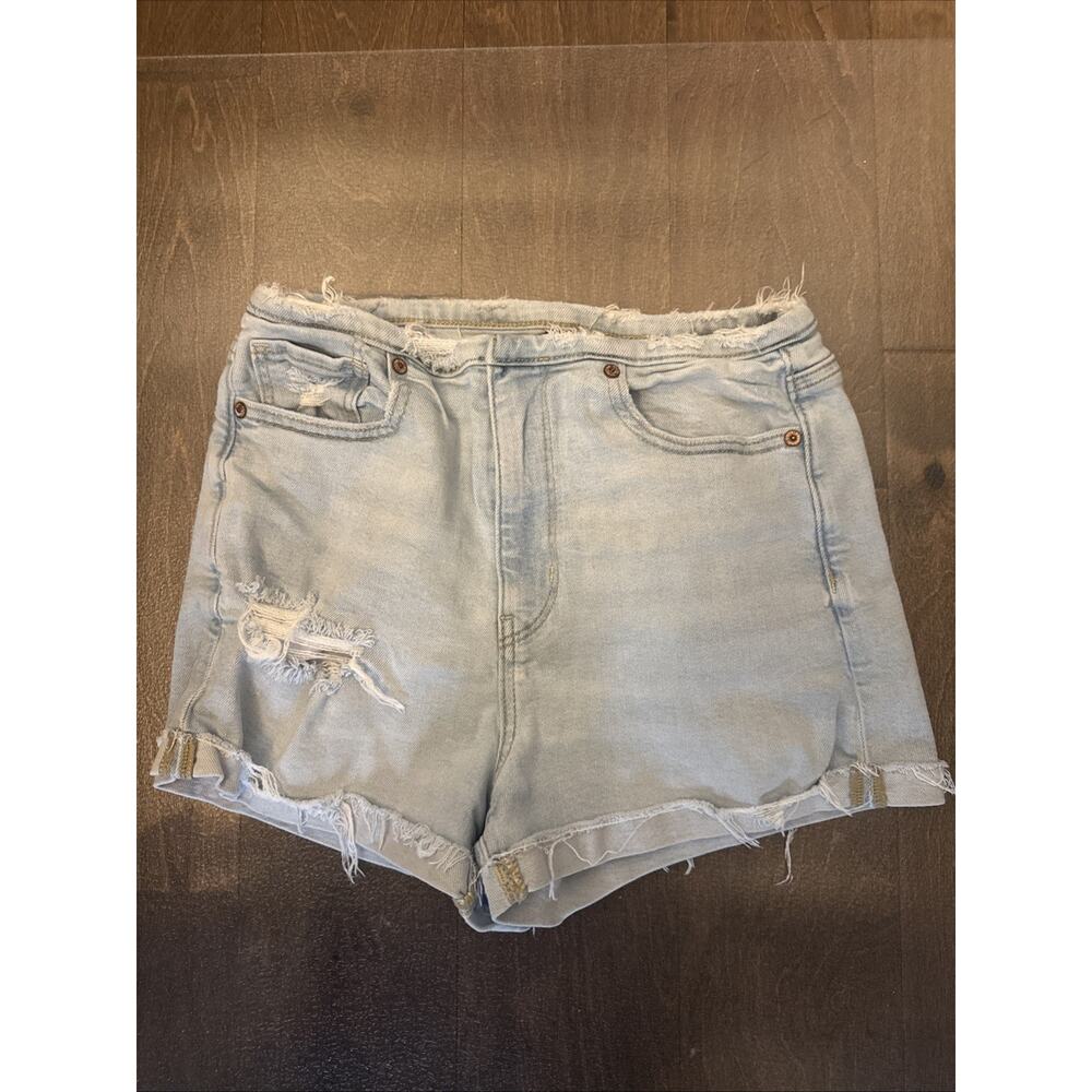 Women’s American Eagle Cut Off Light Denim Distressed Stretch Shorts Size 4